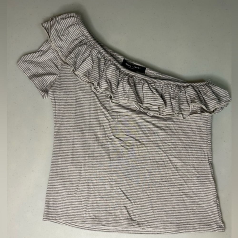 Romeo Juliet Couture Small Striped 1 Shoulder Top NWT